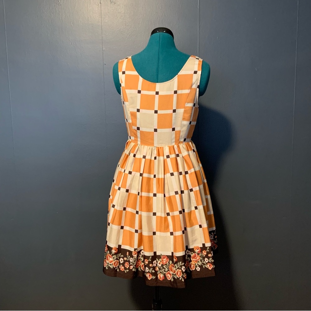 Patterned Summer Dress - Picture 3 of 5